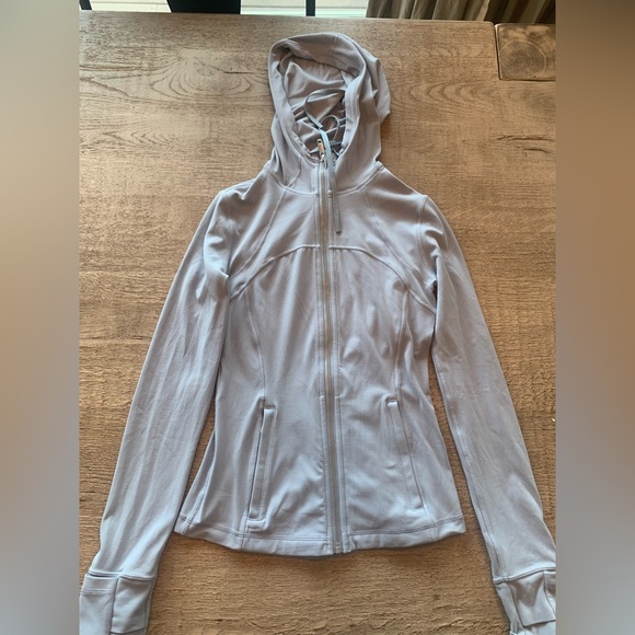 Lulu lemon define jacket like new size 4 like new! - Picture 2 of 3